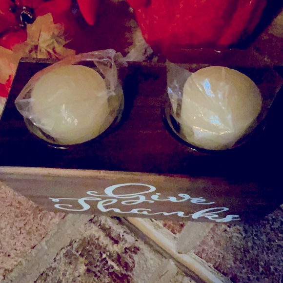 Wooden Candle Holder Give Thanks - Picture 2 of 4